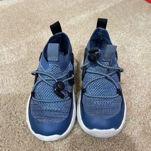 2 OR MORE GET 25% OFF! 2 Pairs of Zara Toddler Boy Mickey Sneakers